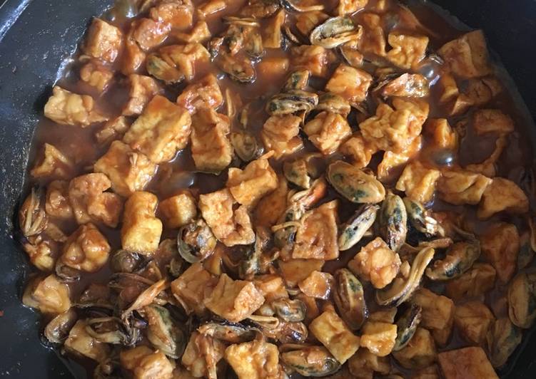 gambar untuk resep makanan Tumis kerang tahu tempe