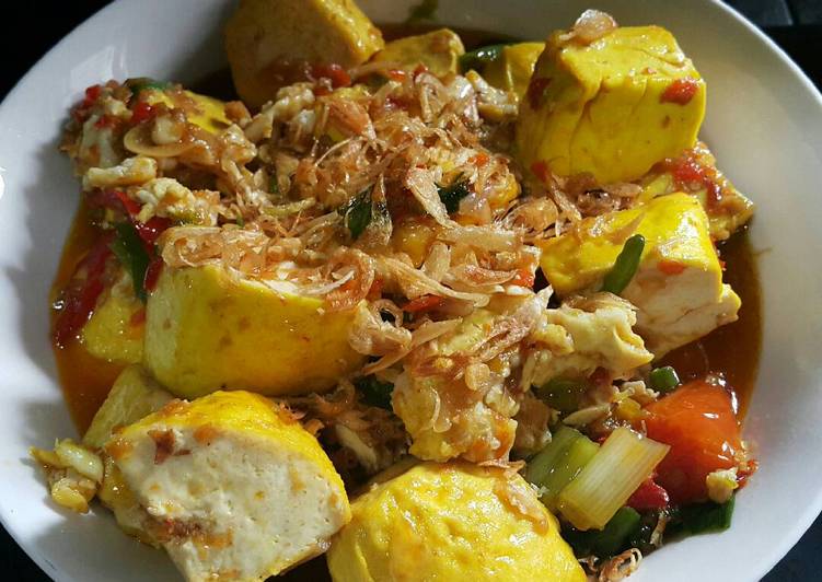 resep lengkap untuk Tumis Tahu Telur Pedas Mantap