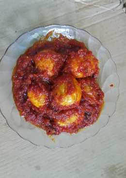 Telur bumbu merah