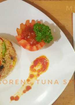 Nasi goreng tuna spesial