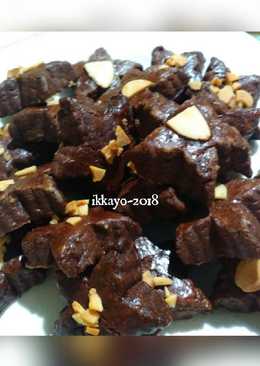 Choco cashew cookies