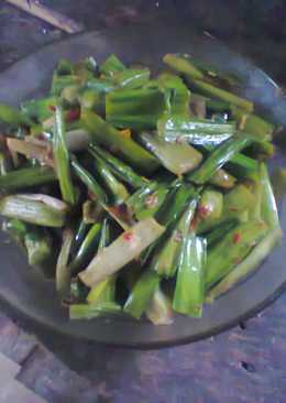 Tumis pedas sayur genjer sederhana