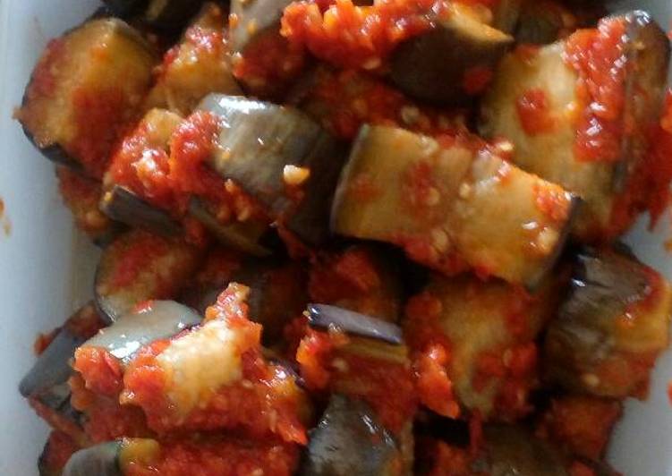 resep lengkap untuk Balado terong ungu