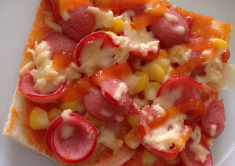 resep makanan Pizza roti topping jasoke (jagu sosis keju)