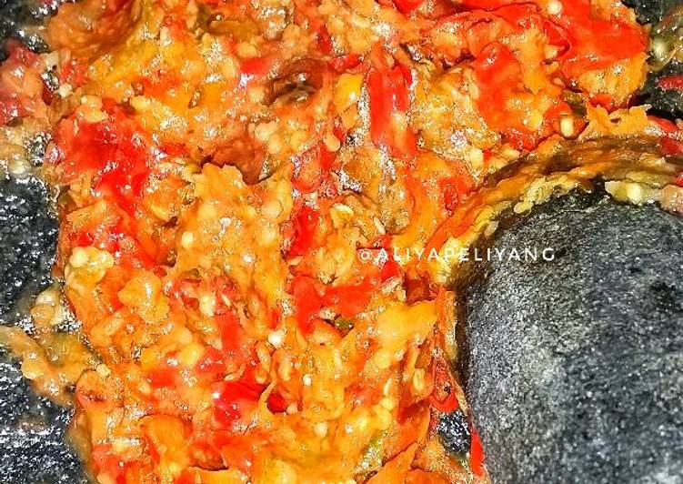 Resep Sambel pecel lele By Aliyapeliyang - Aliyakitchen