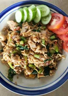 Mie goreng 4 sehat