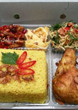 Nasi Kuning Rice Cooker