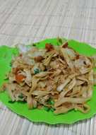Kwetiaw goreng anak kos