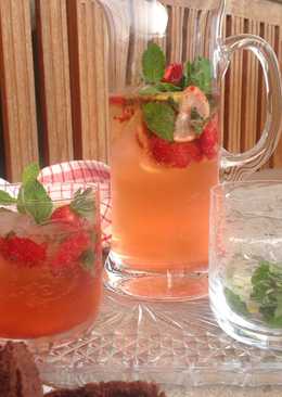 Strawberry Virgin Mojito