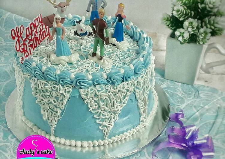 resep lengkap untuk Cake ulang tahun thema Frozen