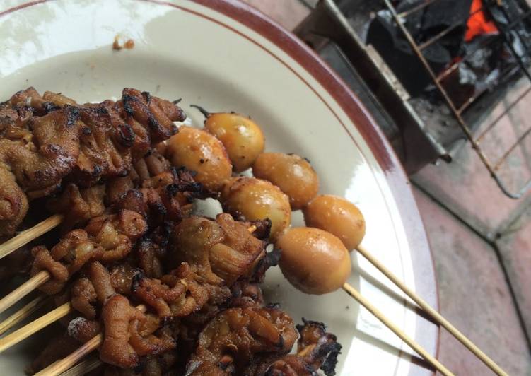 bahan dan cara membuat Sate Usus & Telur Puyuh ala Angkringan