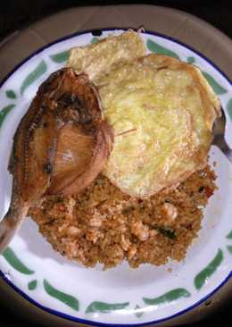 Nasi goreng telor ikan asin