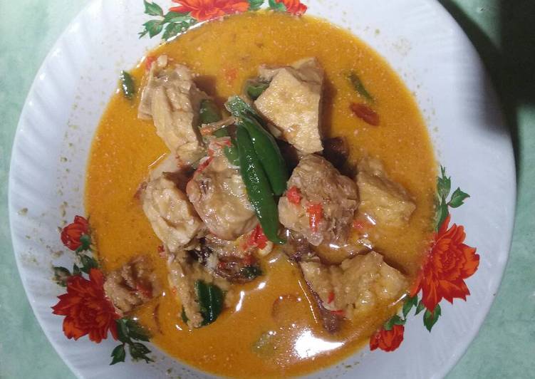 gambar untuk resep Ikan cucut tahu tempe kuah santan