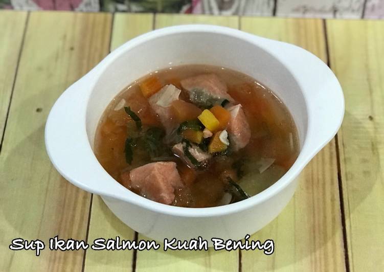 resep lengkap untuk [MPASI 1 Tahun] Sup Ikan Salmon Kuah Bening