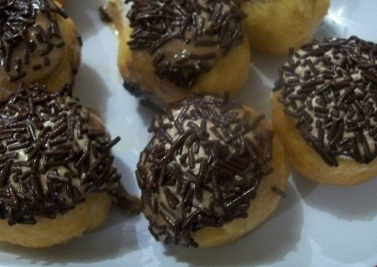 resep lengkap untuk Donat Goreng Tanpa Telur Ga Ribet :p