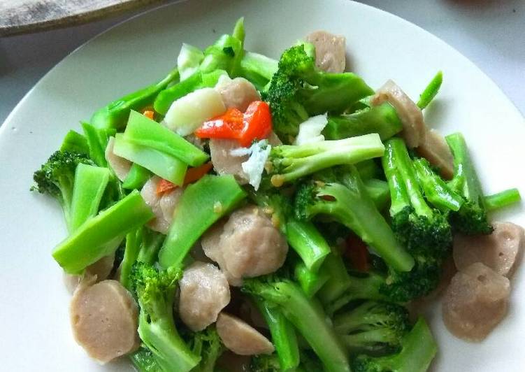 gambar untuk resep makanan Ca brokoli bakso