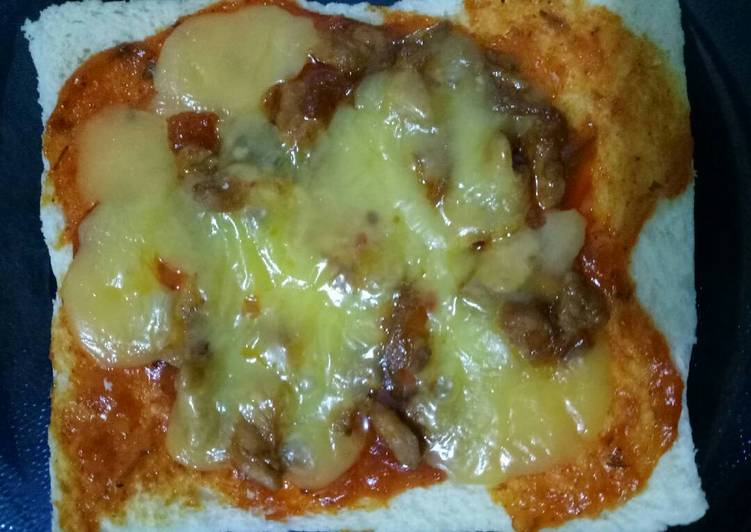 resep lengkap untuk Pizza roti tawar gampang enak