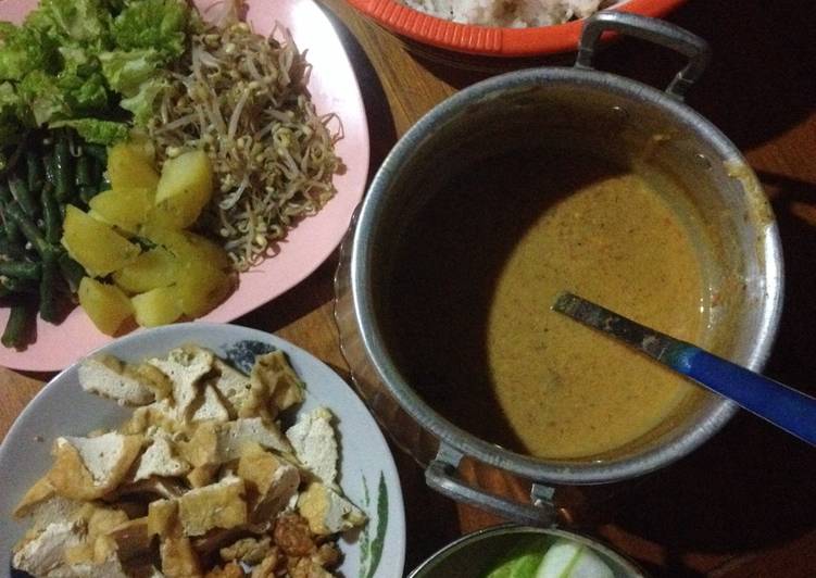 gambar untuk cara membuat Gado Gado Surabaya (sambel pecel instan)