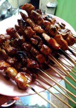 Sate ayam jamur