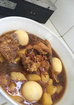 Semur ayam kampung kentang telor