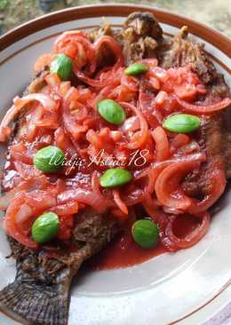 Nila Goreng Pete Asam Manis