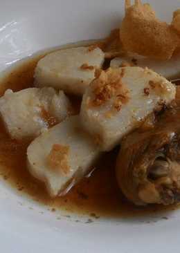 Lontong semur ayam