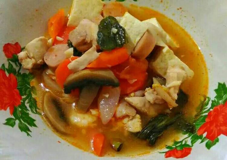 resep masakan Sop Tomyum Ayam Seafood