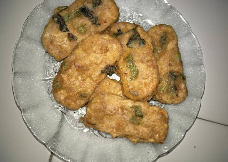 Tempe mendoan sedri foto resep utama