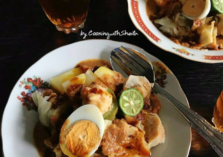 gambar untuk cara membuat Siomay Bandung (#pr_homemadestreetfood)
