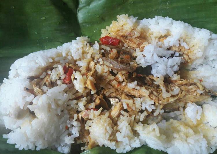 resep masakan Nasi liwet bakar isian ayam suwir teri