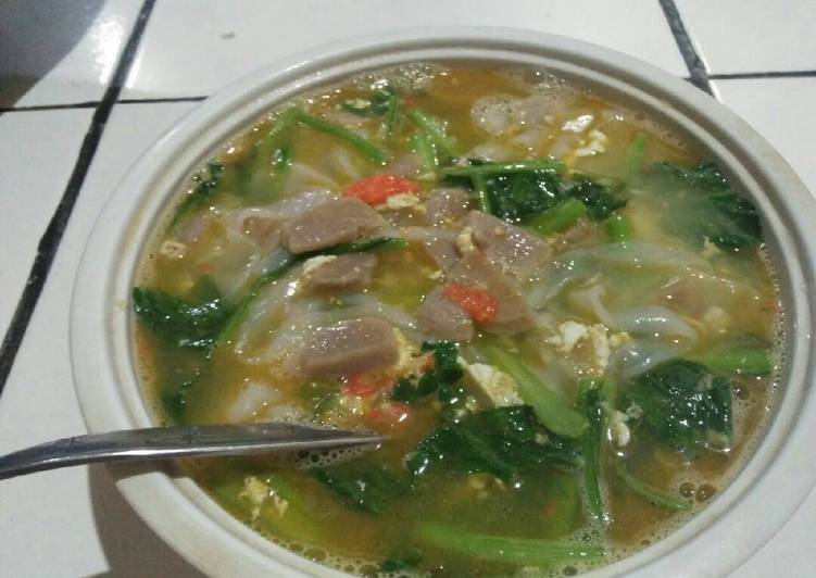 gambar untuk resep Seblak mirip kwetiau kuah 19rb