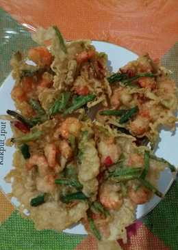 Peyek udang daun bawang kampung (aceh)