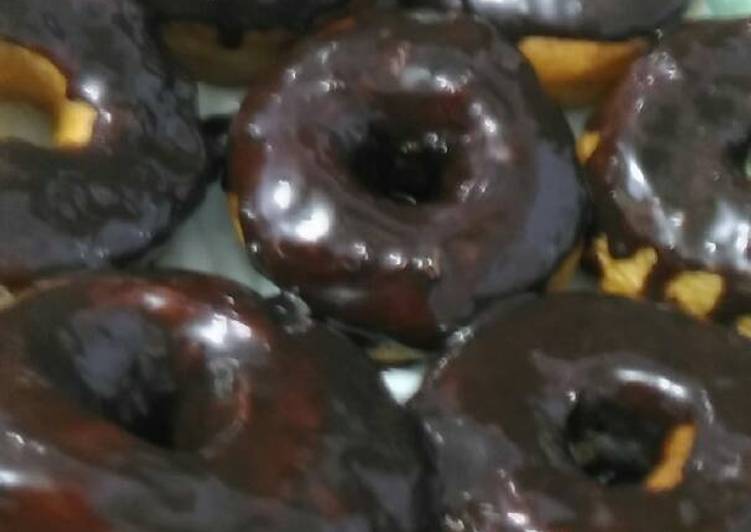 gambar untuk resep Donat santan kentang empuuuuk