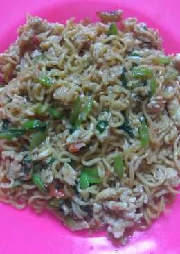 Mie goreng sederhana