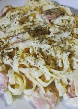 Simply Creamy Fettucine