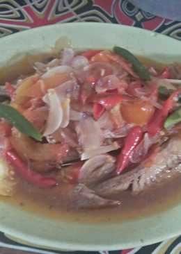 Tumis ikan pindang (asem,manis,pedas)