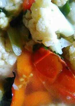 Sayur sop bunga kol