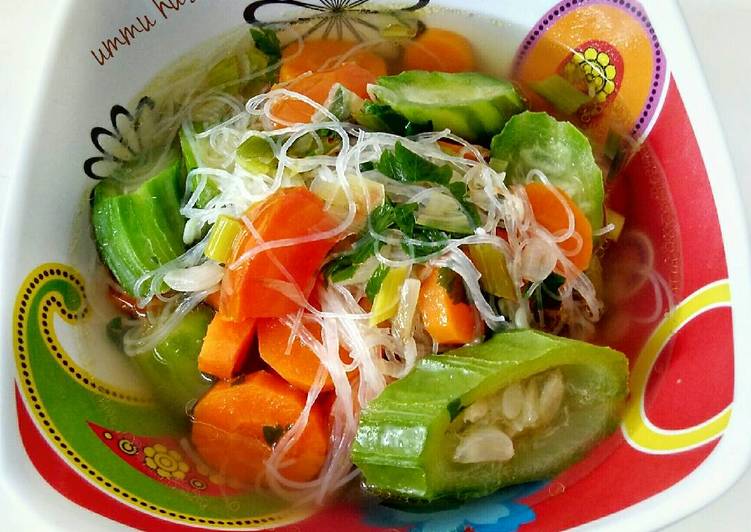 Resep sayur oyong wortel soun Oleh Novi Ummu Husna