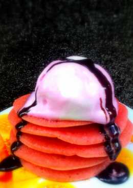 Pink Pancake with Strawberry Vanila Ice Cream