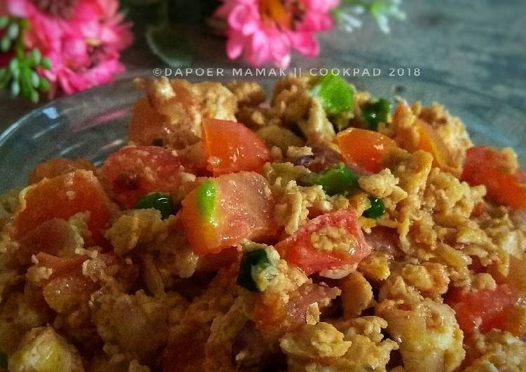 08. Scramble Egg With Tomato