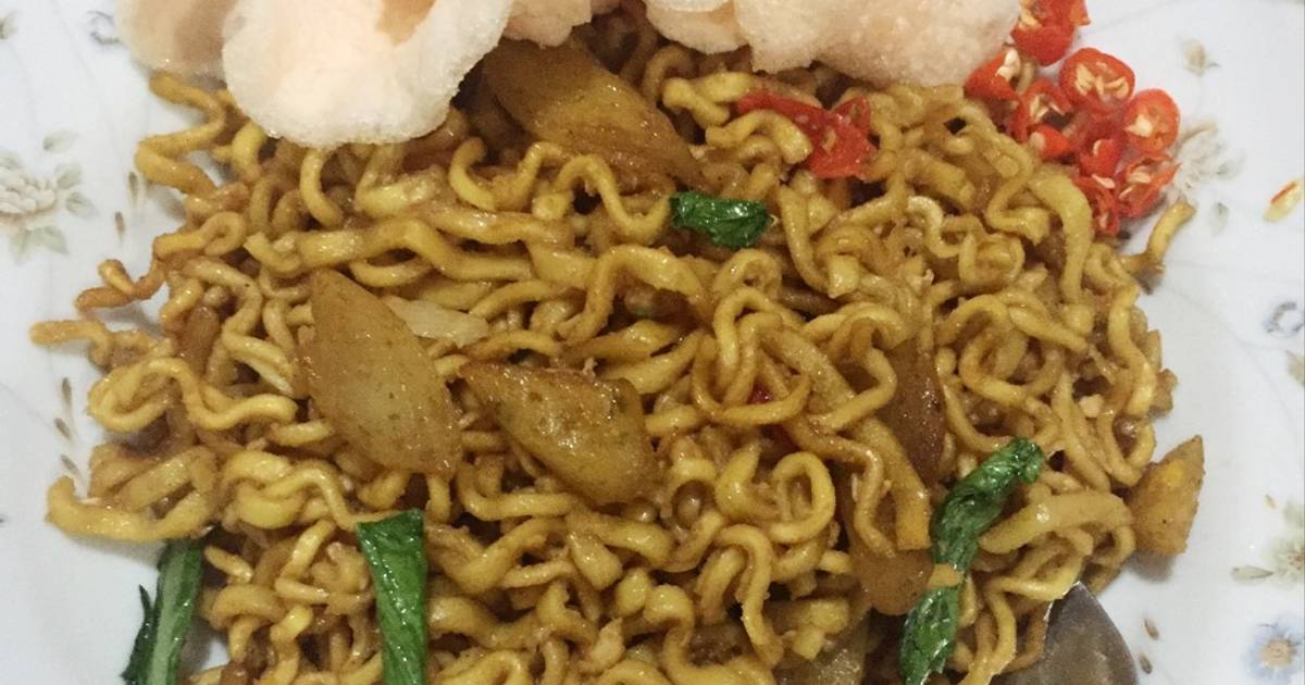  Resep  Mie  goreng pedas cap burung  dara  oleh herlydiapf 