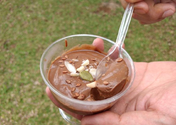 Resep Avocado Chocolate Mousse (Raw and Vegan desserts) Kiriman dari
Febby Annisa