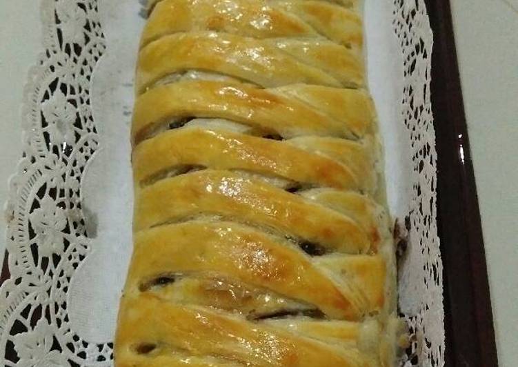 Resep Banana Choco Strudel Karya Nur Mudariani