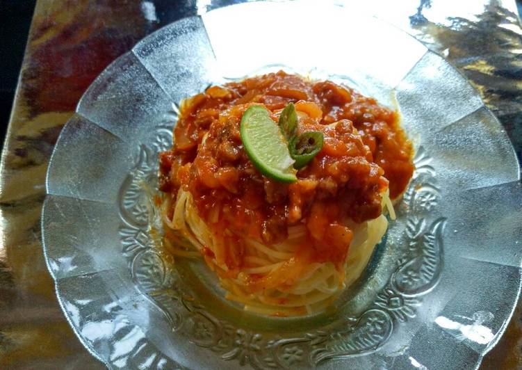 Resep Spaghetti Saus Bolognese Homemade oleh Wiwidhe - Cookpad