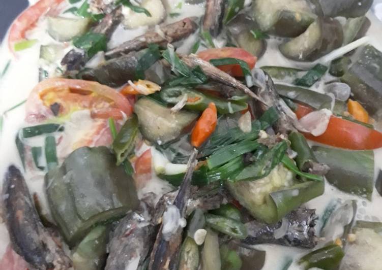 resep makanan Tumis Terong Pindang Bersantan