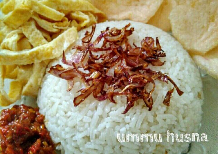 gambar untuk resep Nasi uduk rice cooker apa adanya