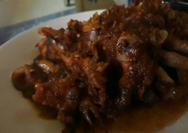  Resep Cumi ceker balado oleh nettydwi yustiana Cookpad