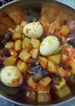 Sambal kentang ati telur puyuh