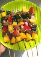 Hawaiian grilled beef kabobs aka sate daging paprika nanas