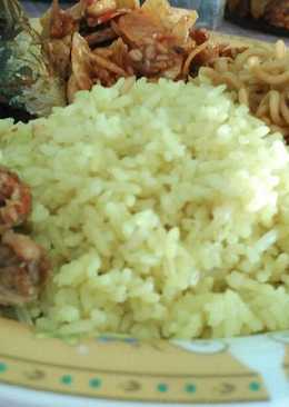 Nasi Kuning khas Maluku